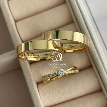 Par de Alianças em Prata 950 	Banho Ouro 18K  5mm Modelo: DA-027-9 Solitário Princess
